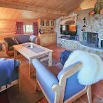 4 Bedroom Gorgeous In 別荘 *