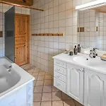 4 Bedroom Gorgeous In Ferienhaus Rjukan