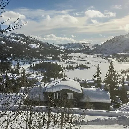 4 Bedroom Gorgeous In Rjukan Holiday home